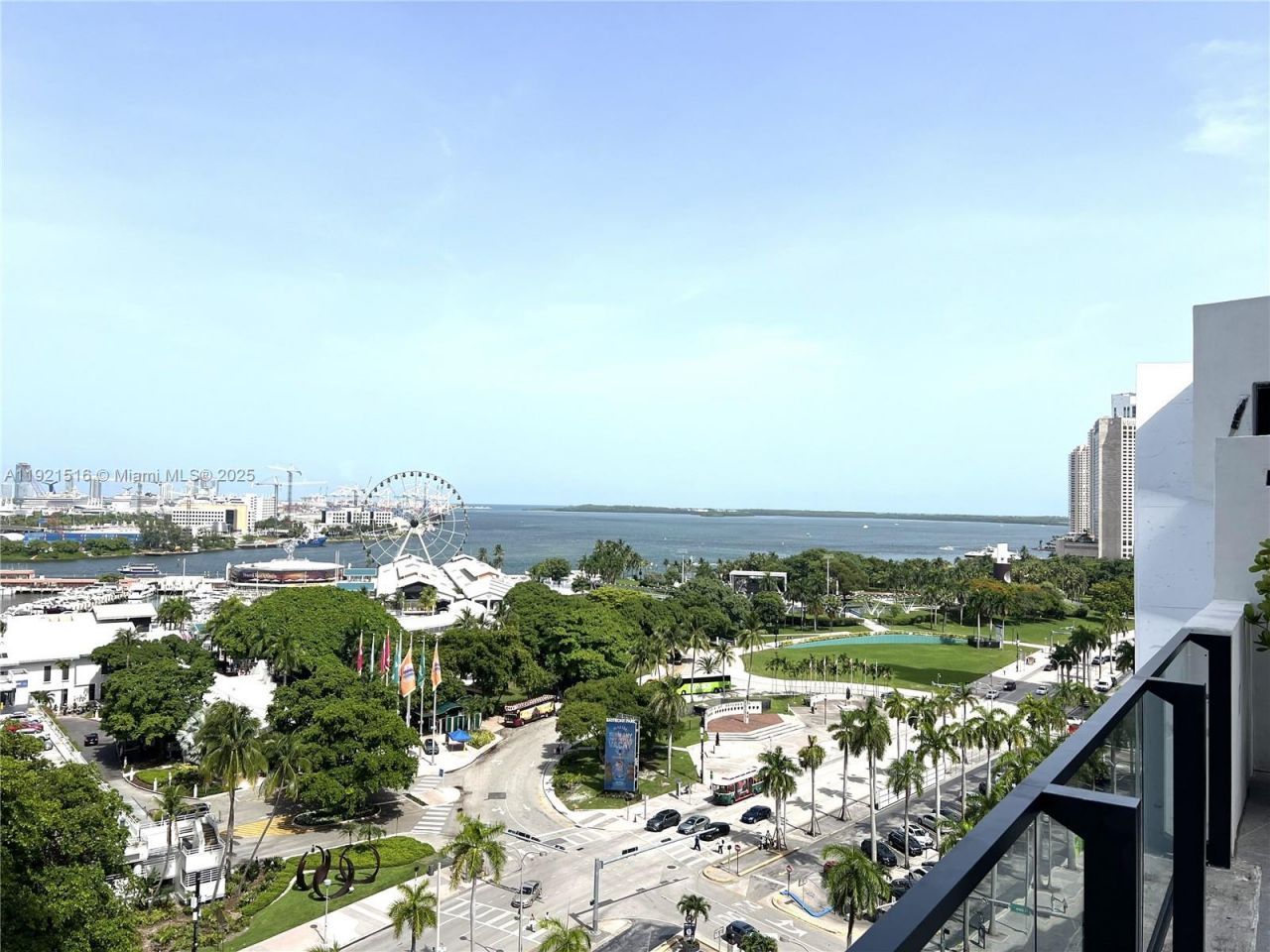 398 NE 5th St, Unit 2215, Miami, FL 33132 Photo