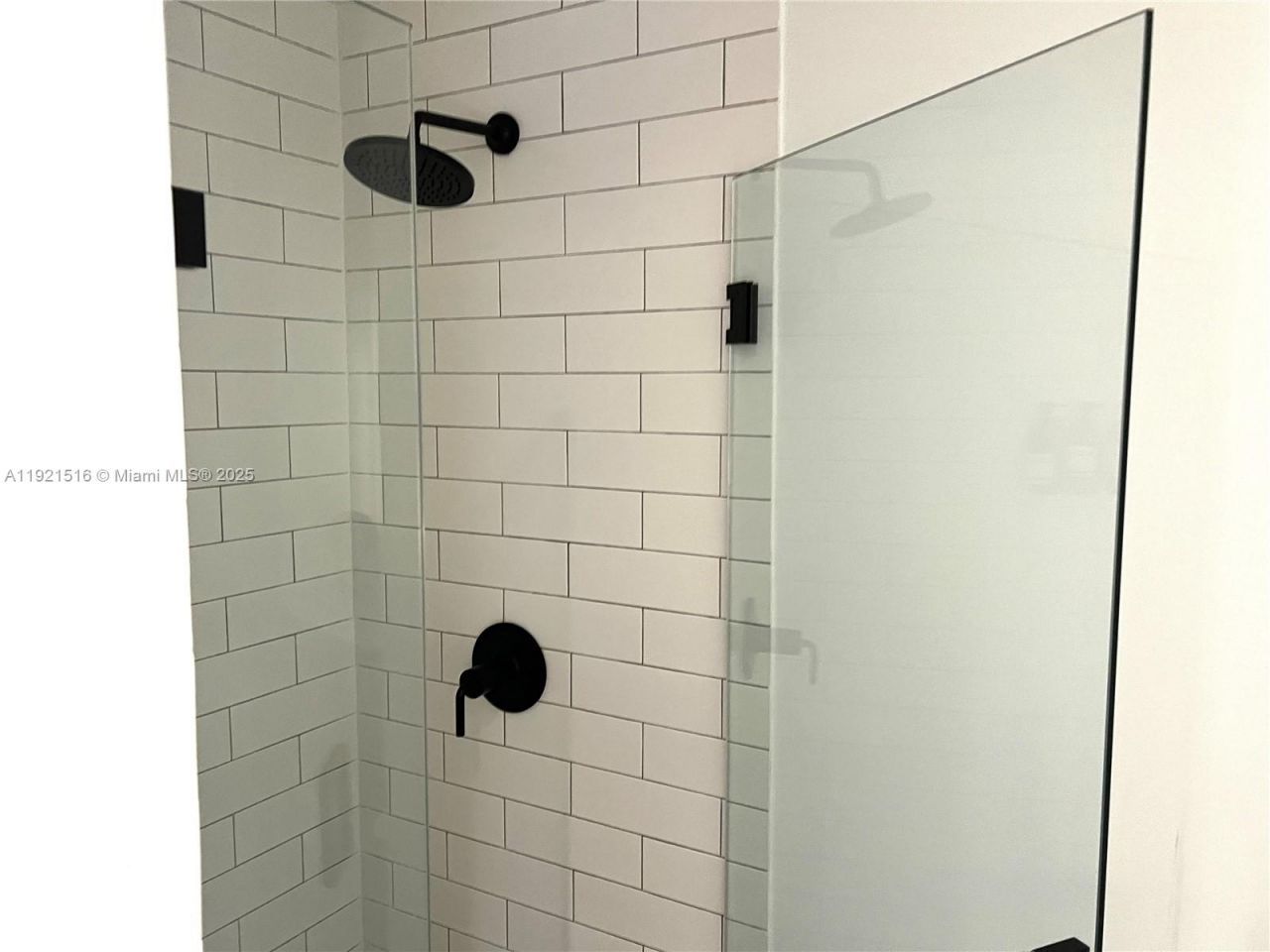 398 NE 5th St, Unit 2215, Miami, FL 33132 Photo
