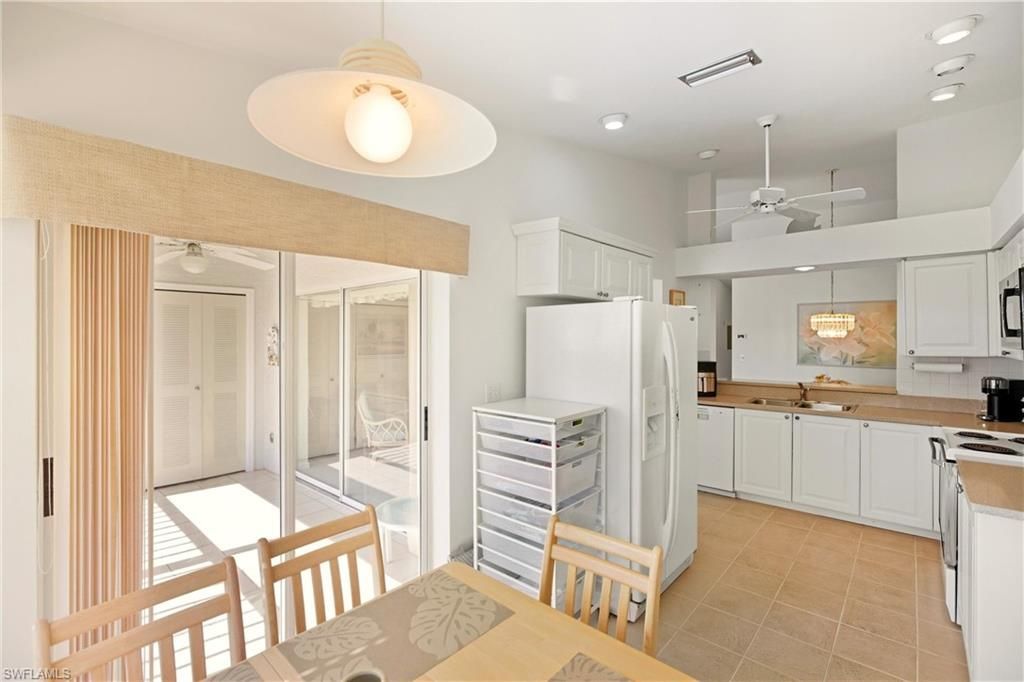 7360 Glenmoor Ln, Unit 4306, Naples, FL 34104 Photo