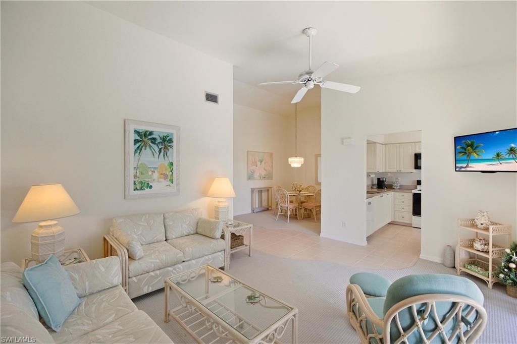 7360 Glenmoor Ln, Unit 4306, Naples, FL 34104 Photo