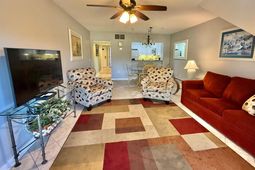 410 Melrose Pl. photo 4