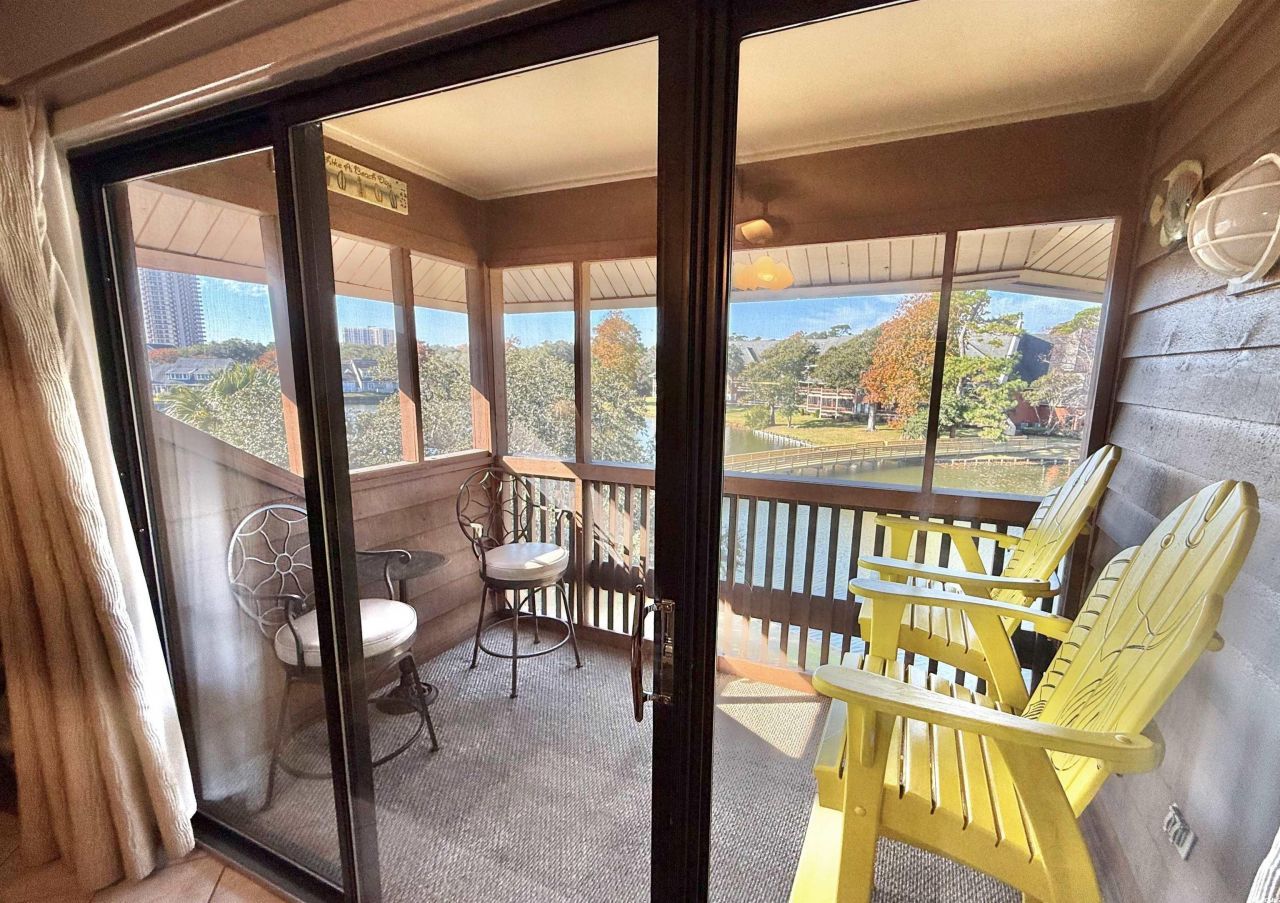 410 Melrose Pl. Photo 7