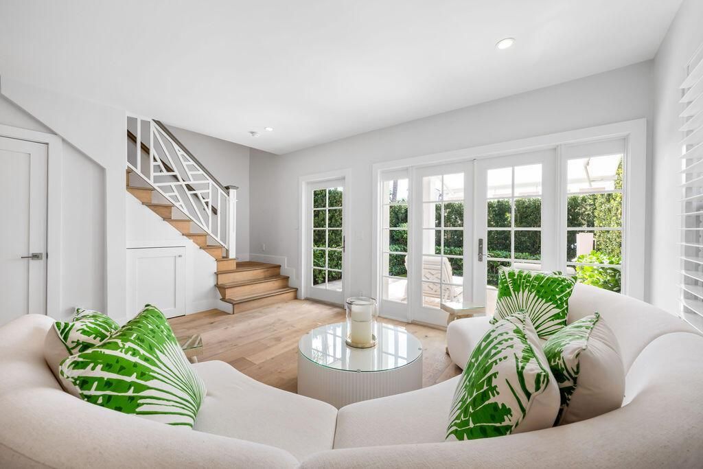 173 Peruvian Avenue, Unit 5, Palm Beach, FL 33480 Photo