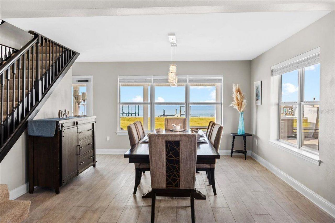 156 Shoreline Drive, Mary Esther, FL 32569 Photo