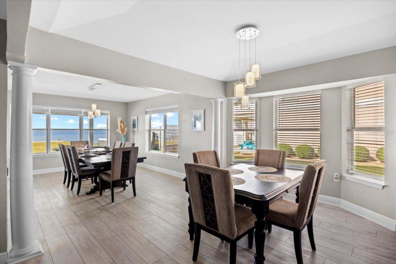 156 Shoreline Drive, Mary Esther, FL 32569 Photo