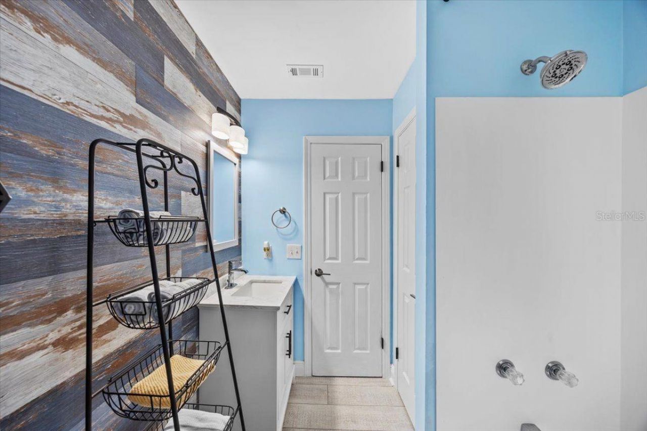 156 Shoreline Drive, Mary Esther, FL 32569 Photo