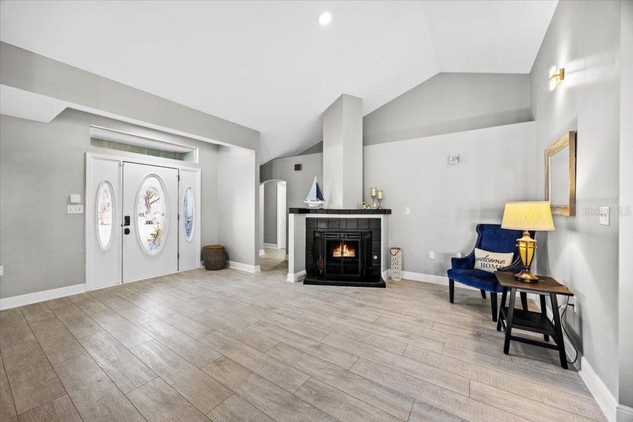 156 Shoreline Drive, Mary Esther, FL 32569 Photo