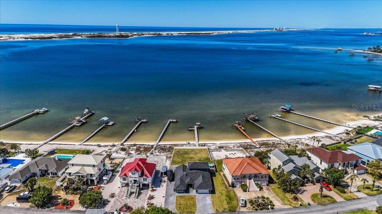 156 Shoreline Drive, Mary Esther, FL 32569 Photo