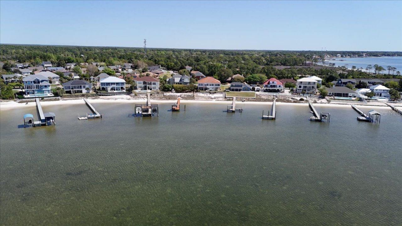 156 Shoreline Drive, Mary Esther, FL 32569 Photo