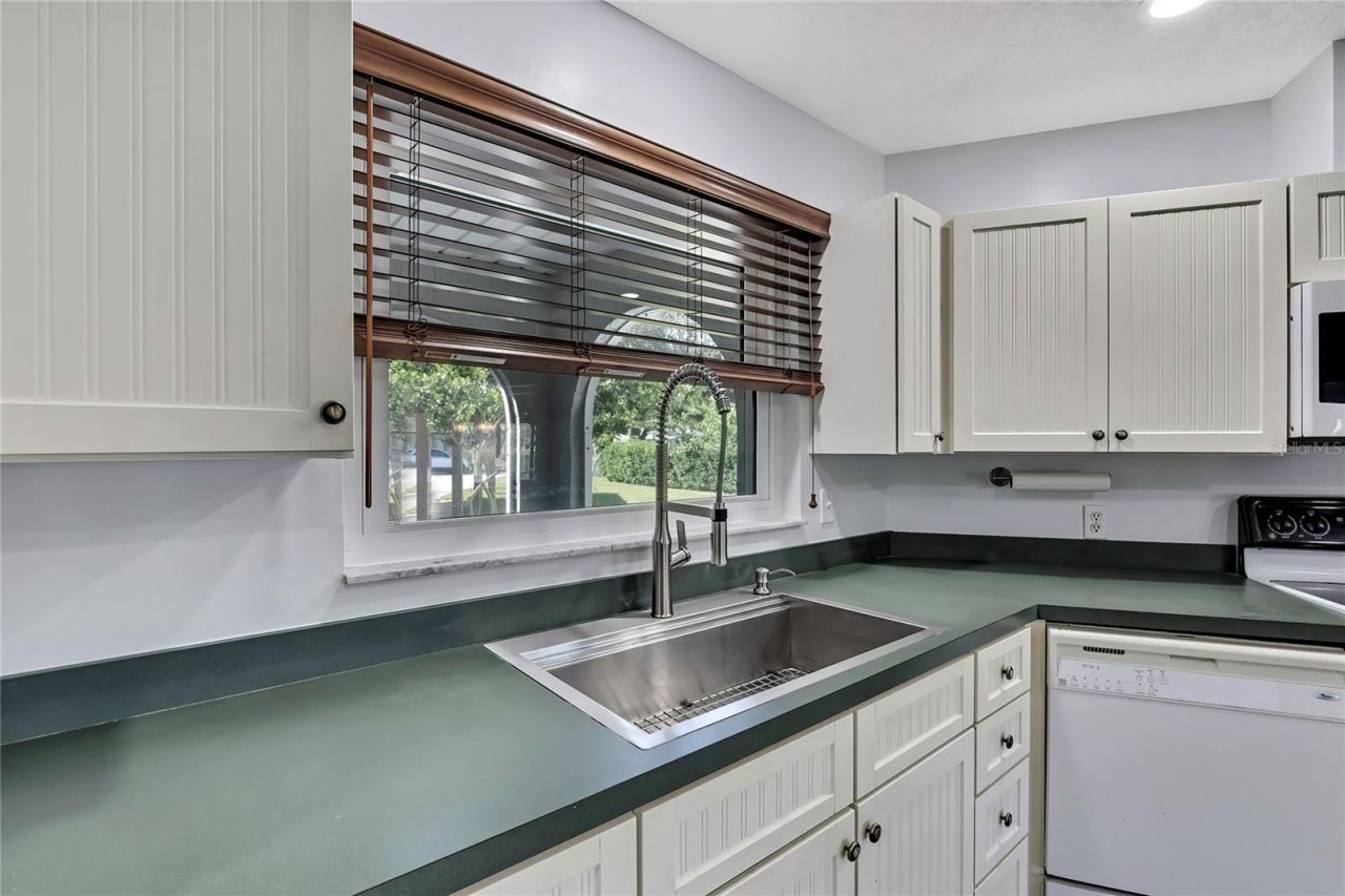 6670 S Merleing Loop, Floral City, FL 34436 Photo