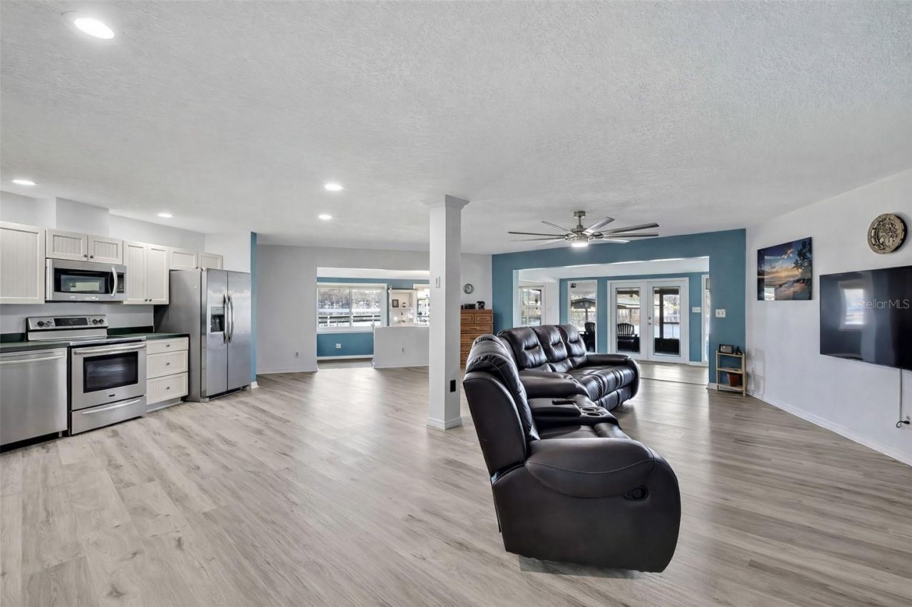 6670 S Merleing Loop, Floral City, FL 34436 Photo