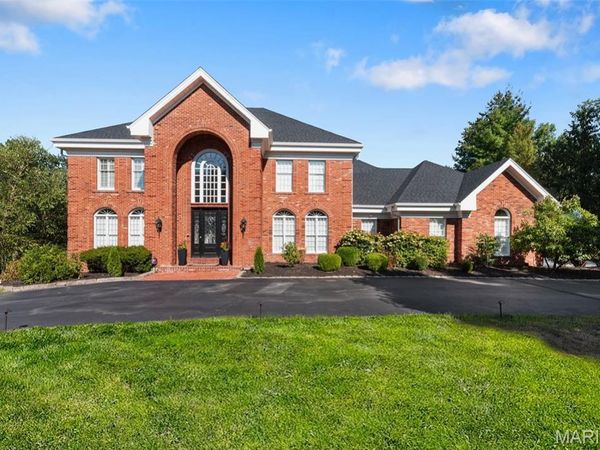 2242 Whitney Pointe Drive, Clarkson Valley, MO 63005