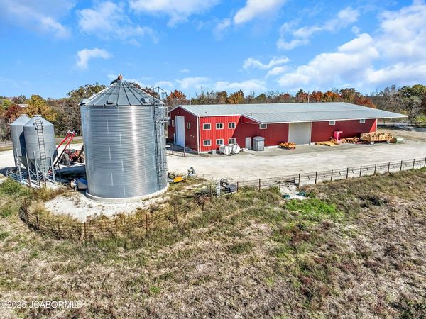 5620 BUFFALO ROAD, Jefferson City, MO 65101