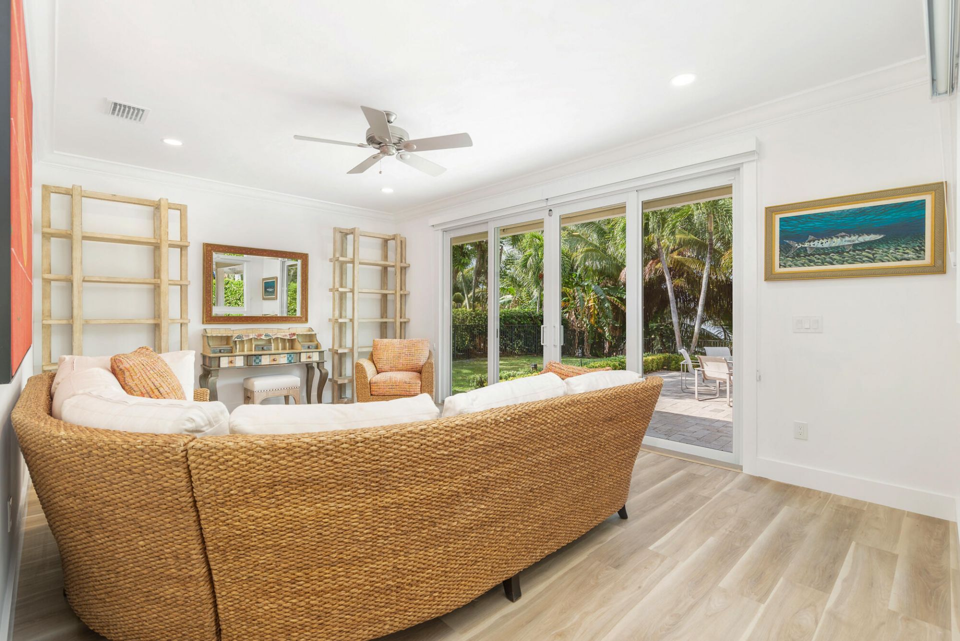 3317 Embassy Drive, West Palm Beach, FL 33401 Photo