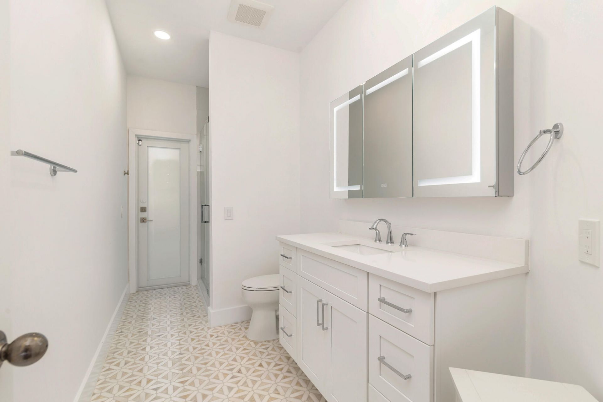 3317 Embassy Drive, West Palm Beach, FL 33401 Photo