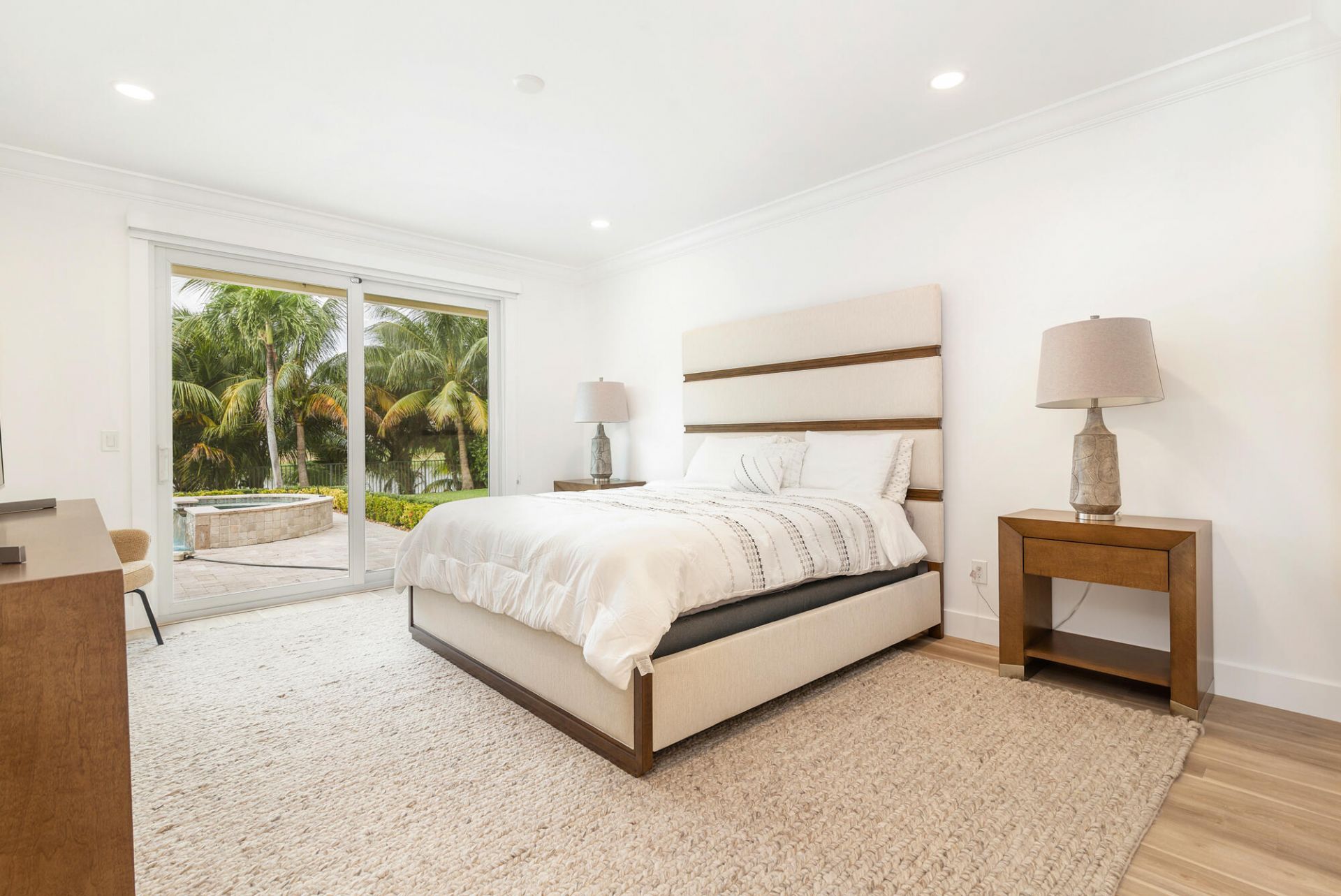 3317 Embassy Drive, West Palm Beach, FL 33401 Photo