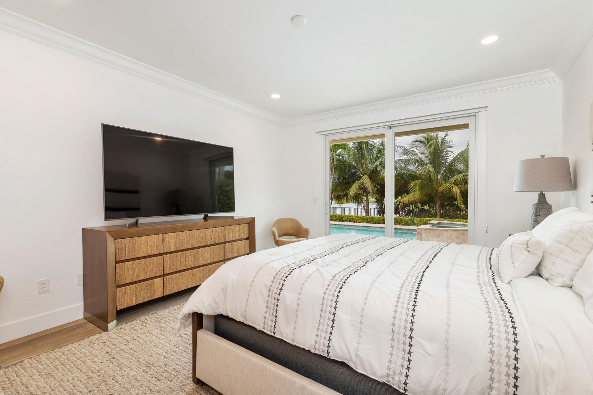 3317 Embassy Drive, West Palm Beach, FL 33401 Photo