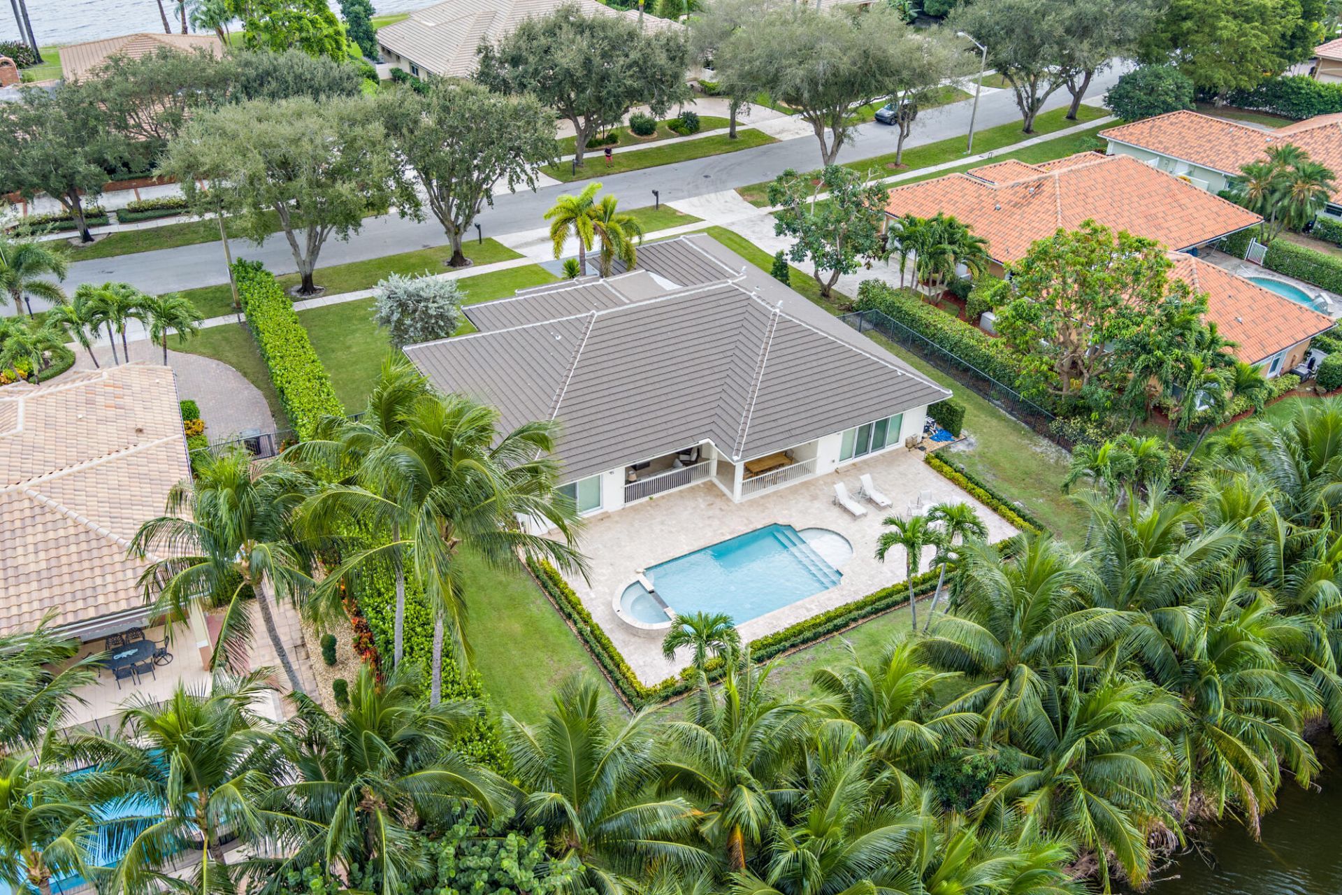 3317 Embassy Drive, West Palm Beach, FL 33401 Photo