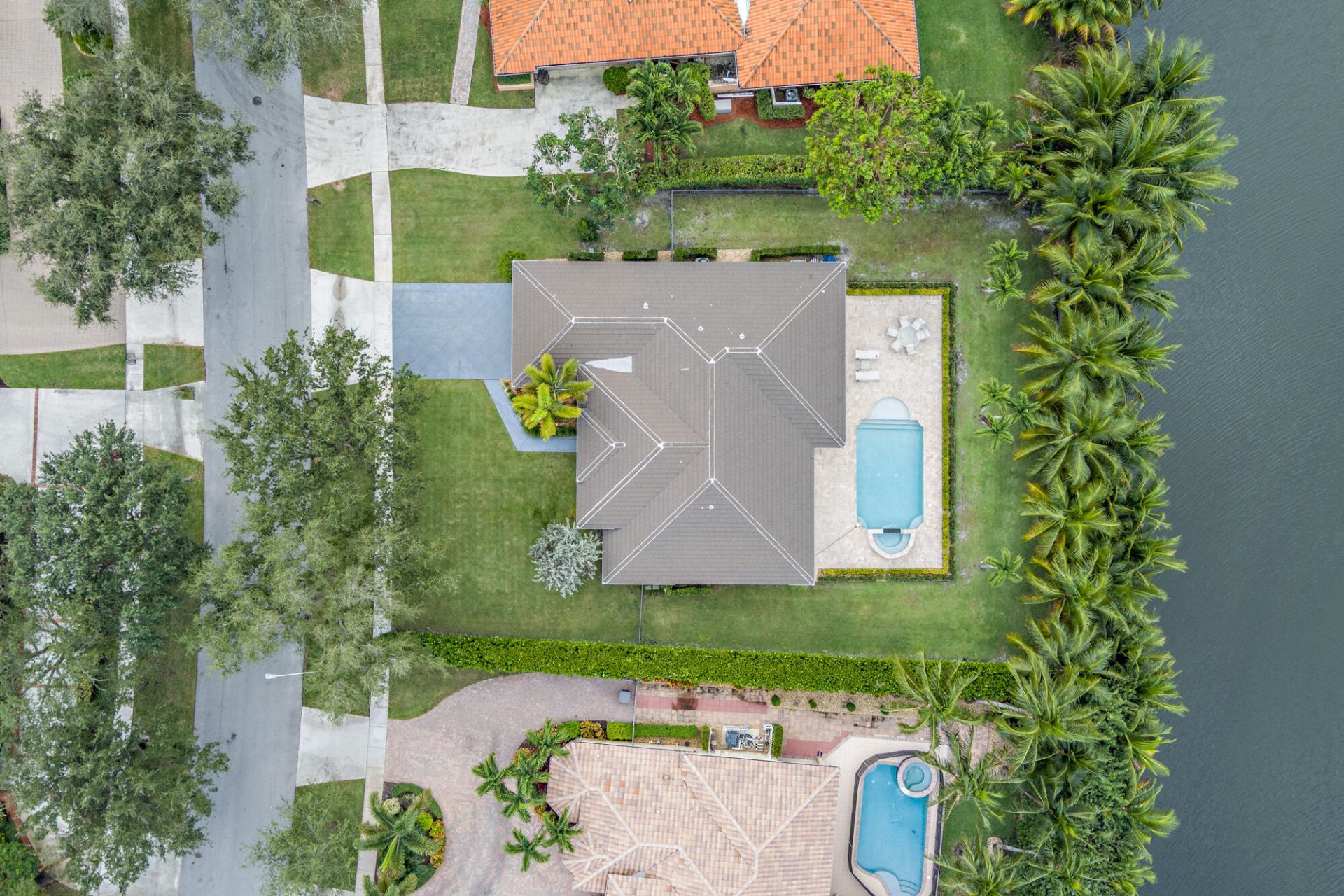 3317 Embassy Drive, West Palm Beach, FL 33401 Photo