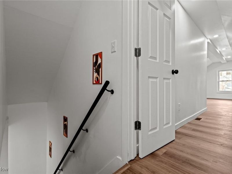 2276 W 41st Street, Cleveland, OH 44113 Photo 19