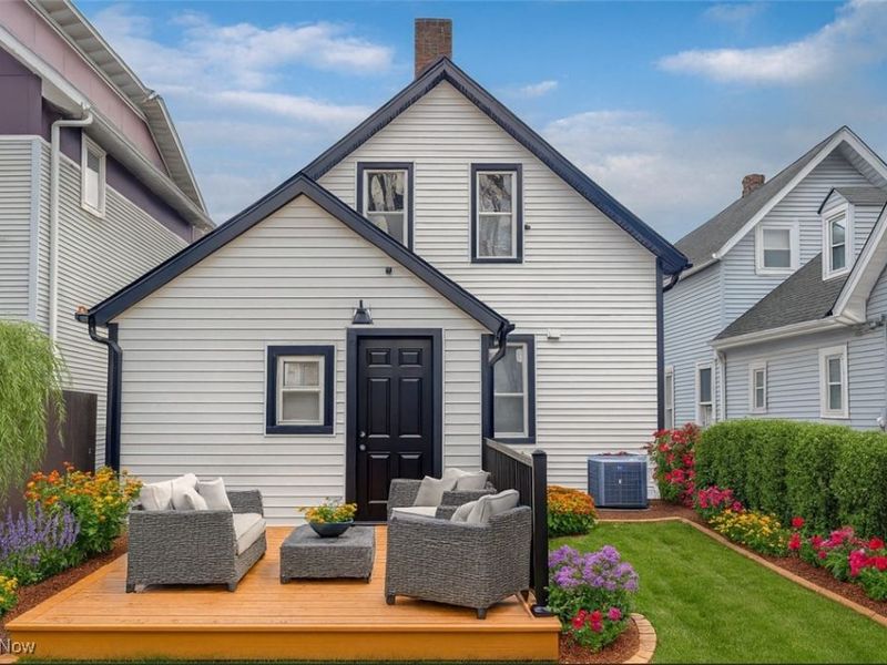 2276 W 41st Street, Cleveland, OH 44113 Photo 2