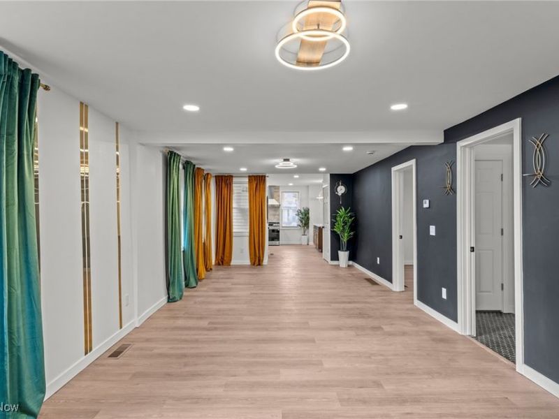 2276 W 41st Street, Cleveland, OH 44113 Photo 6