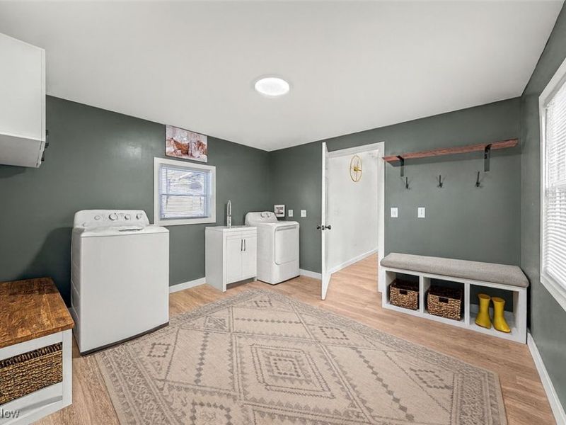 2276 W 41st Street, Cleveland, OH 44113 Photo 7