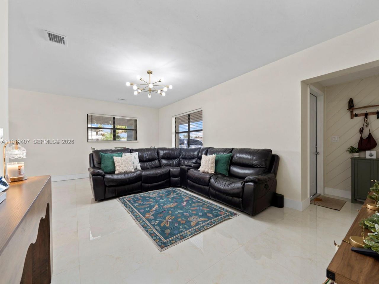 1562 NW 8th Ave, Homestead, FL 33030 Photo