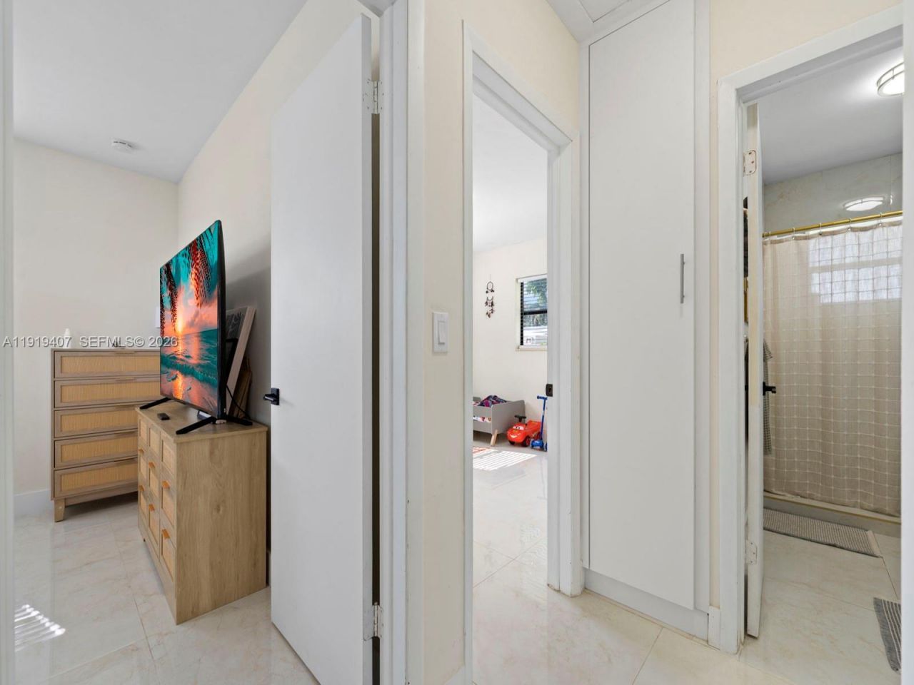 1562 NW 8th Ave, Homestead, FL 33030 Photo