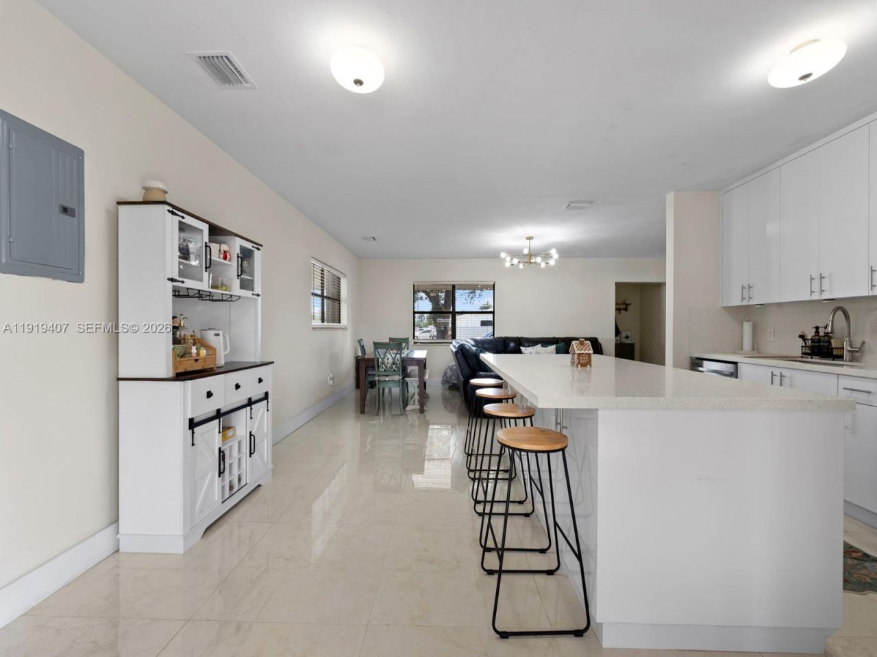 1562 NW 8th Ave, Homestead, FL 33030 Photo