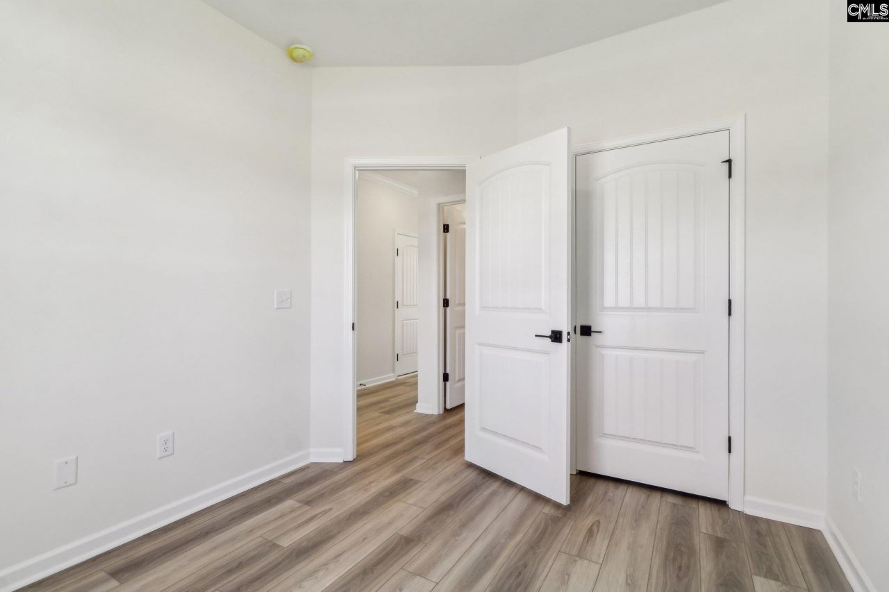 223 Four Oaks (39) Drive Photo 12