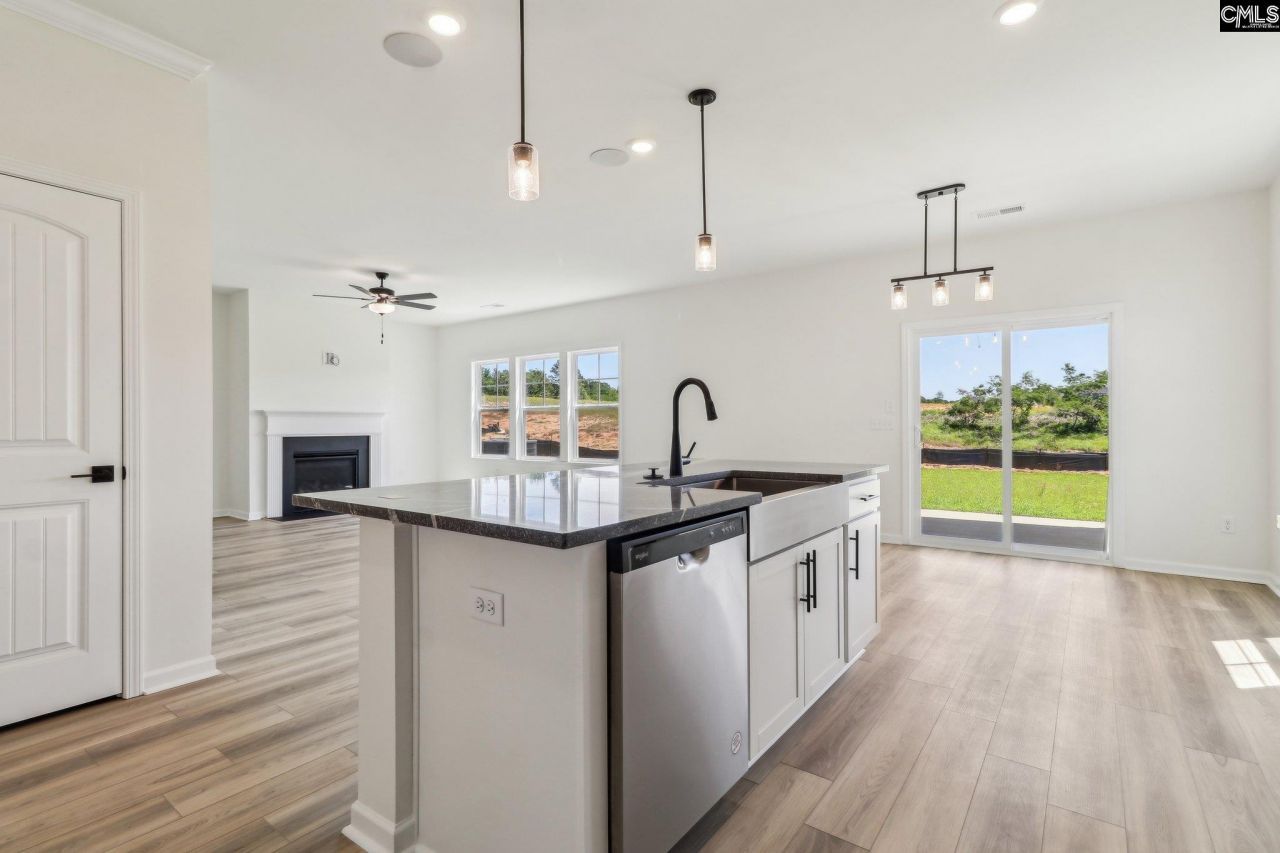 223 Four Oaks (39) Drive Photo 5