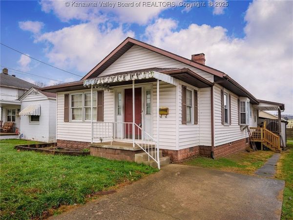 1229 Payne Avenue, Dunbar, WV 25064