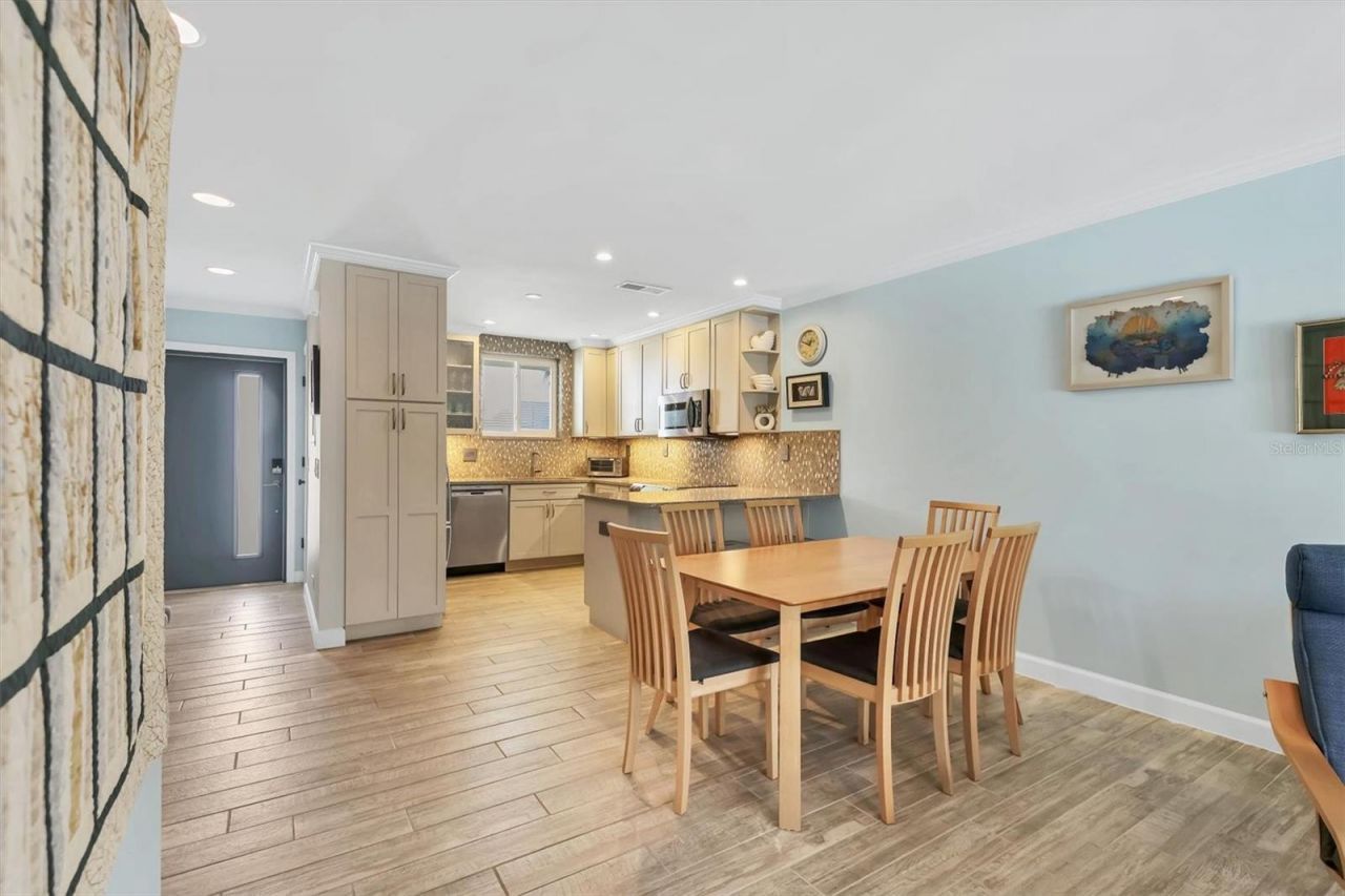 500 S Washington Drive, Unit 25B, Sarasota, FL 34236 Photo