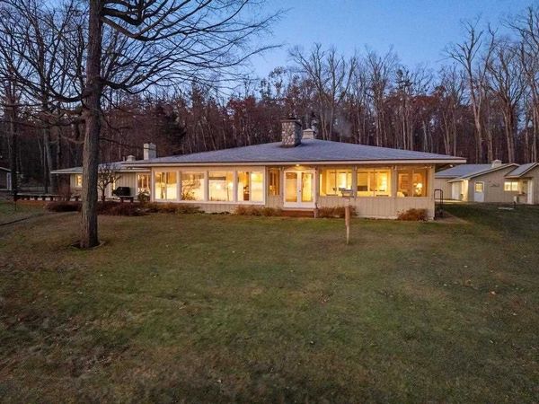 1830 Indian Point Road, Brutus, MI 49716