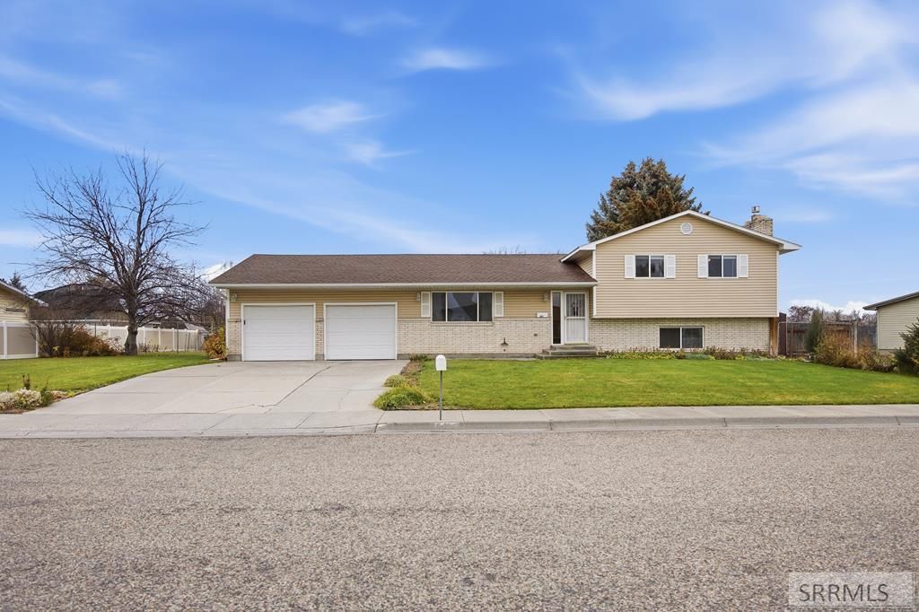 1850 Moran Street, Idaho Falls, ID 83401 Main Photo