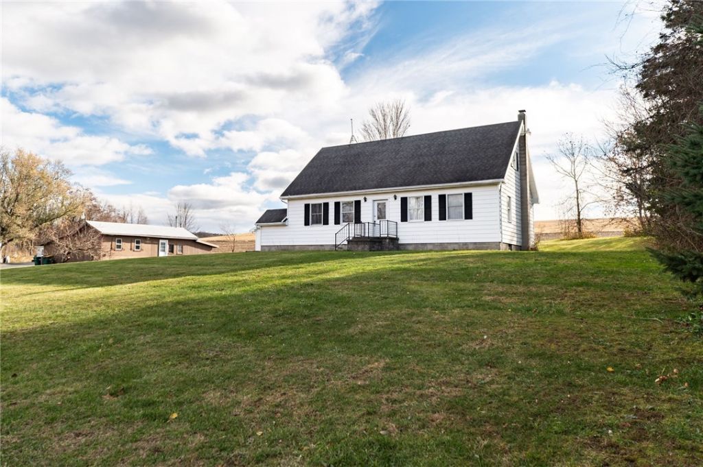 1153 Wyoming Road, Wyoming, NY 14591 Main Photo