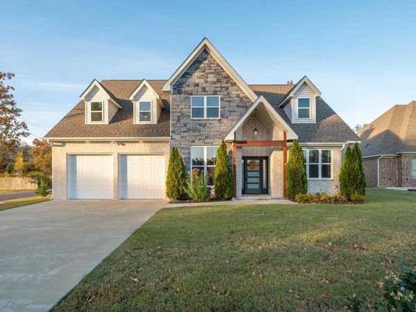 105 Coneflower Court, Hot Springs, AR 71901