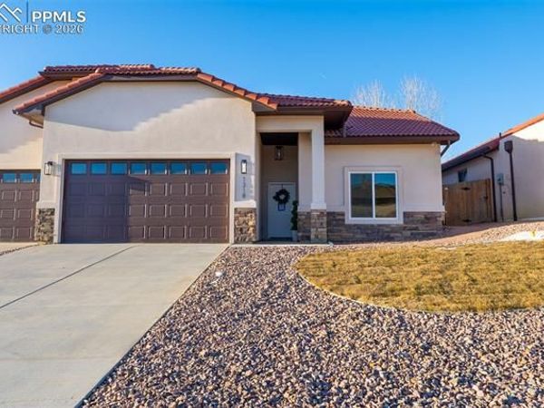 1318 Tierra Berienda, Pueblo, CO 81008