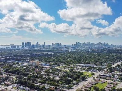 1286 NW 59th St, Miami, FL 33142 Photo
