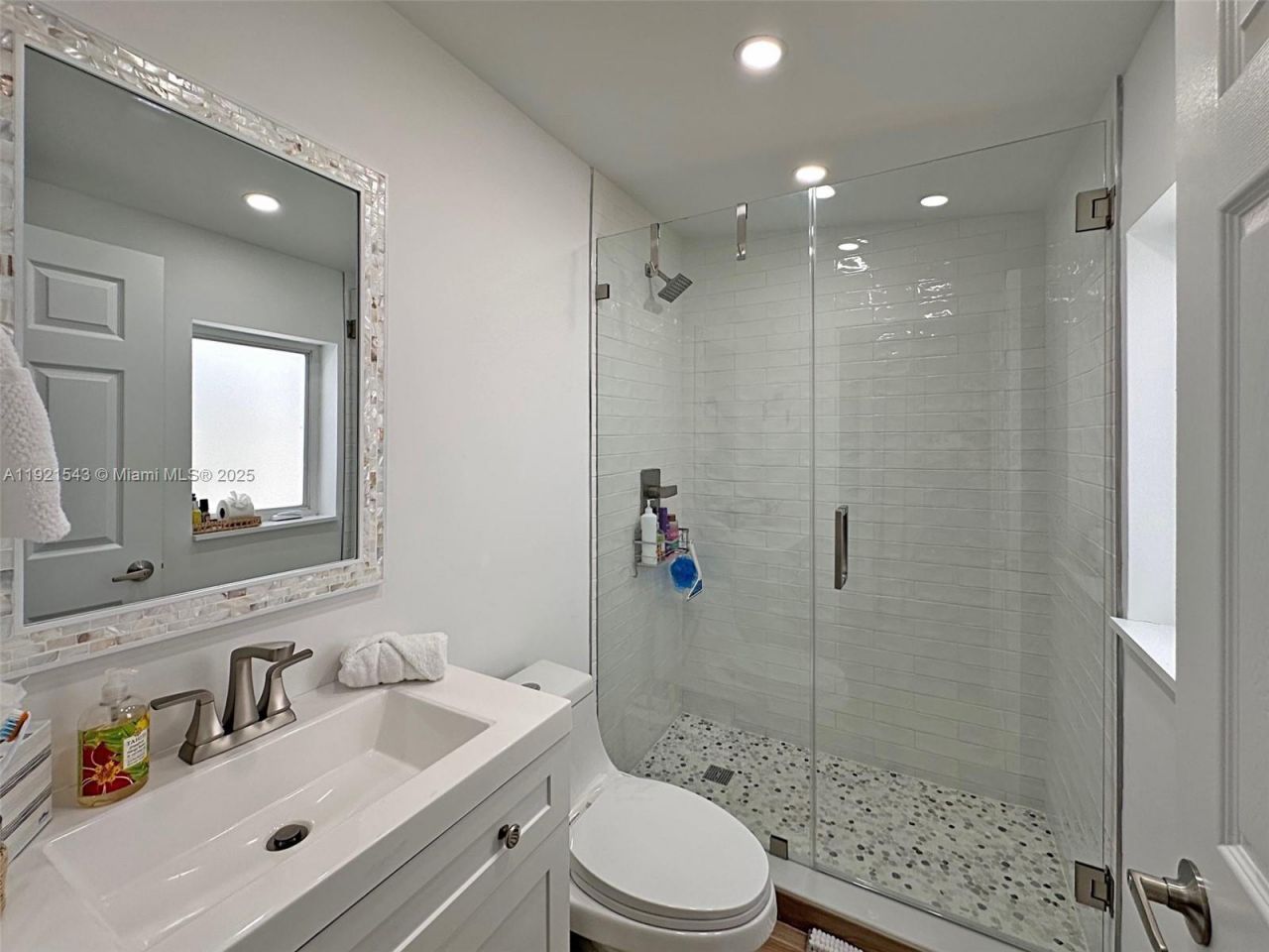 32 Pirates Dr, Key Largo, FL 33037 Photo