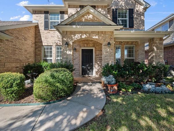 2415 Mesa Glen Drive, Arlington, TX 76001