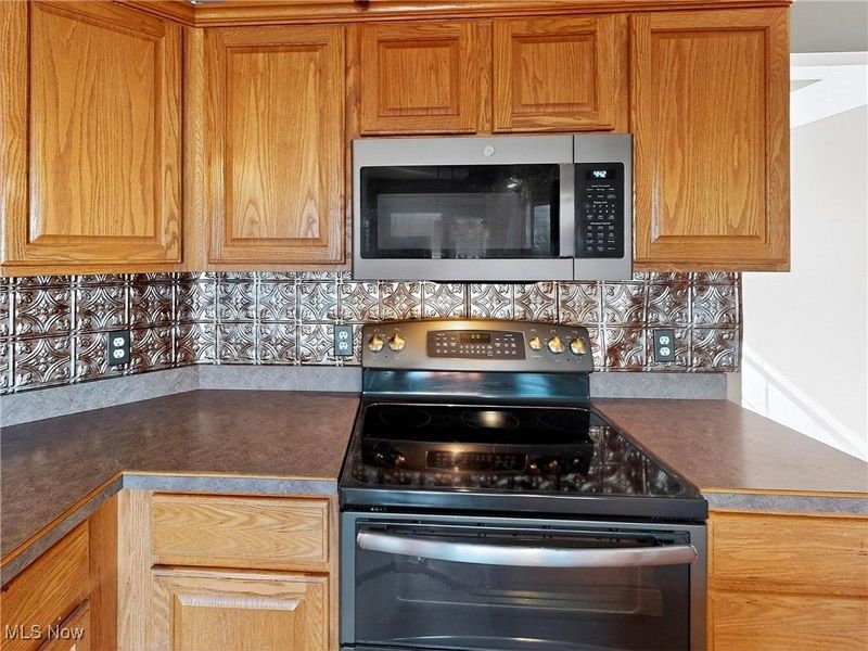 3823 Martha Circle, Litchfield, OH 44253 Photo 11