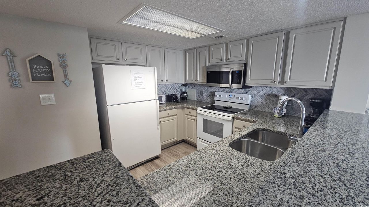 201 74th Ave. N Photo 10