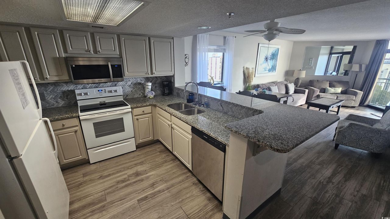 201 74th Ave. N Photo 9