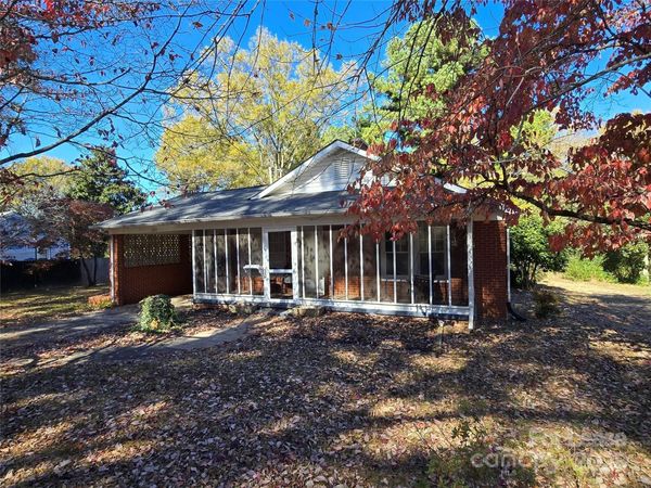 1233 E Cannon Avenue, Albemarle, NC 28001