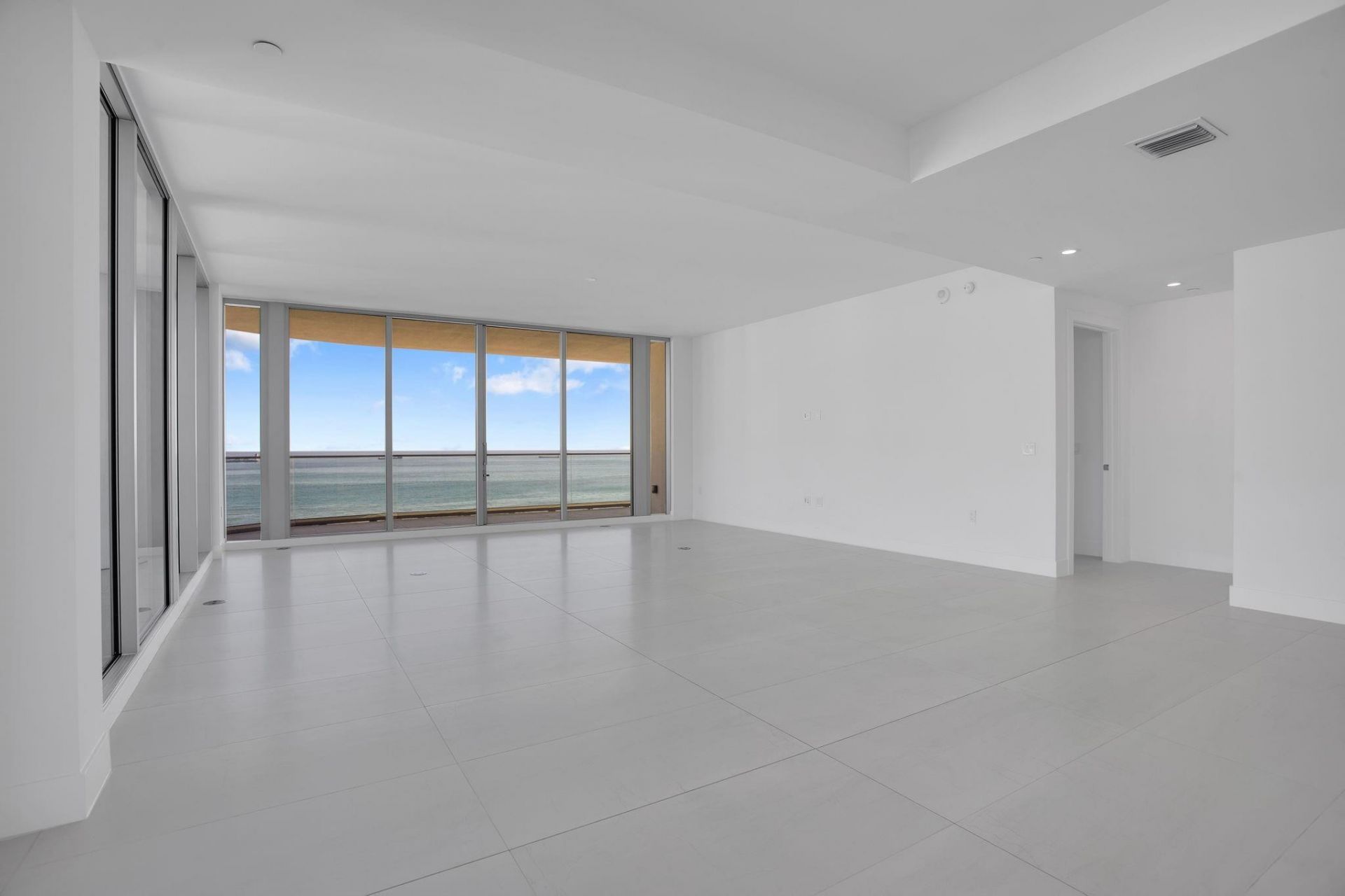 151 N Seabreeze Blv, Unit E-1204, Fort Lauderdale, FL 33304 Photo