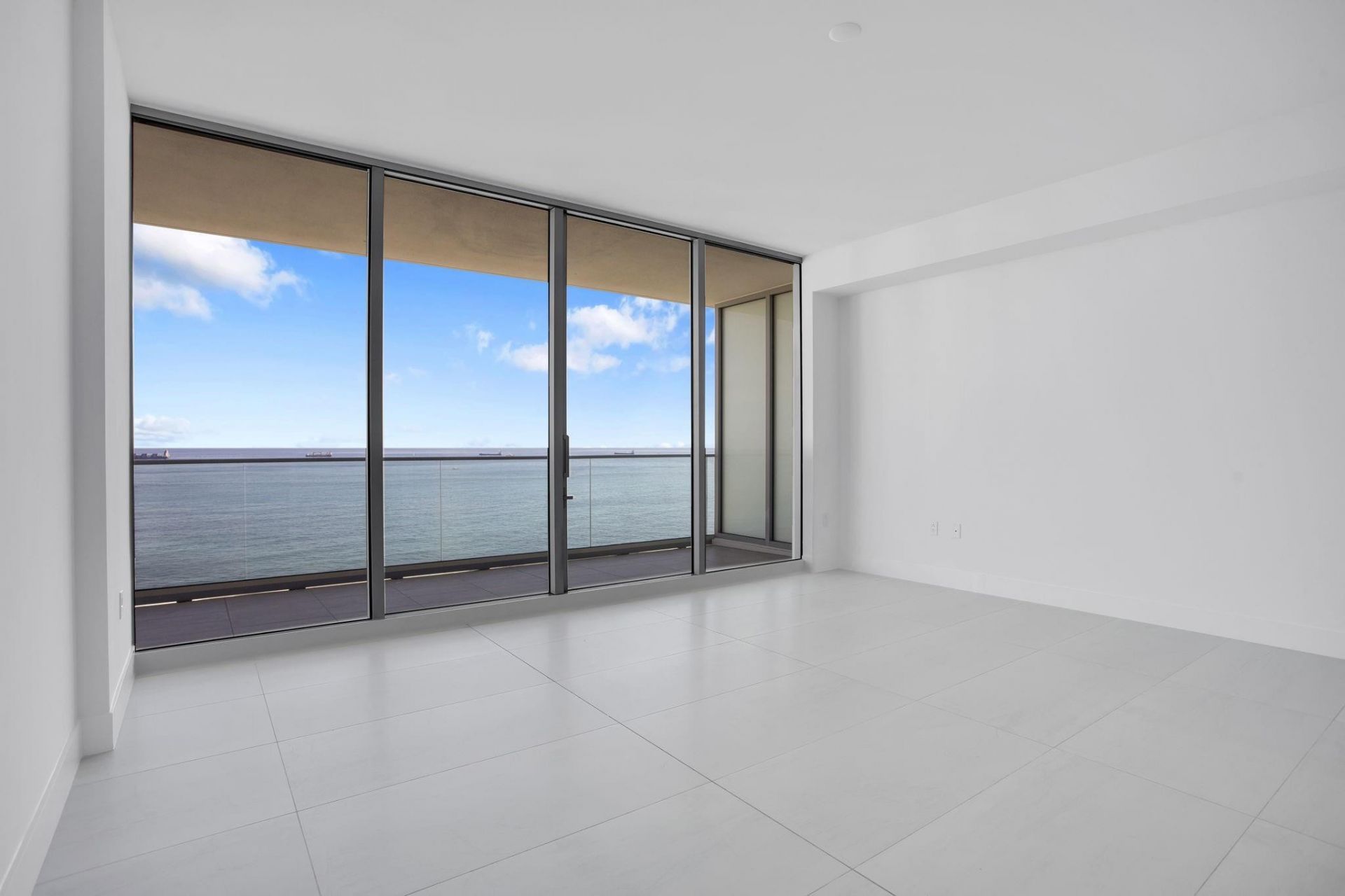 151 N Seabreeze Blv, Unit E-1204, Fort Lauderdale, FL 33304 Photo