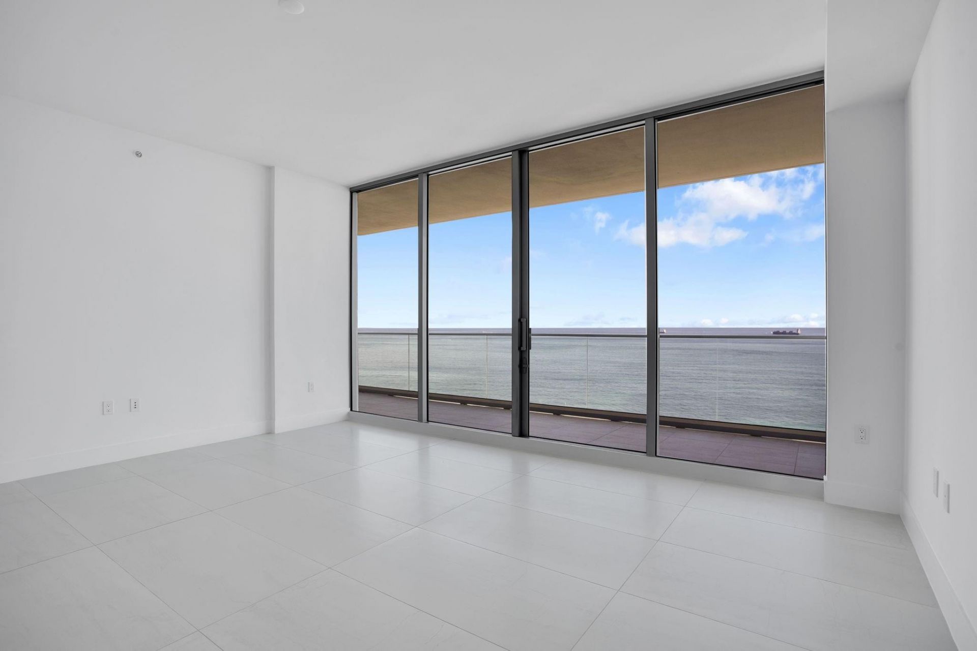 151 N Seabreeze Blv, Unit E-1204, Fort Lauderdale, FL 33304 Photo