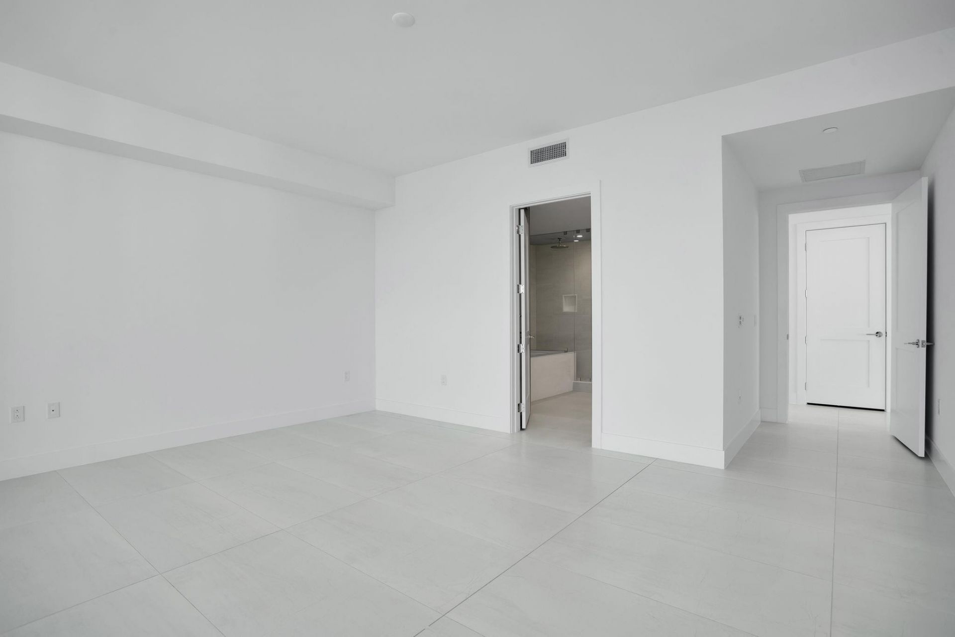 151 N Seabreeze Blv, Unit E-1204, Fort Lauderdale, FL 33304 Photo